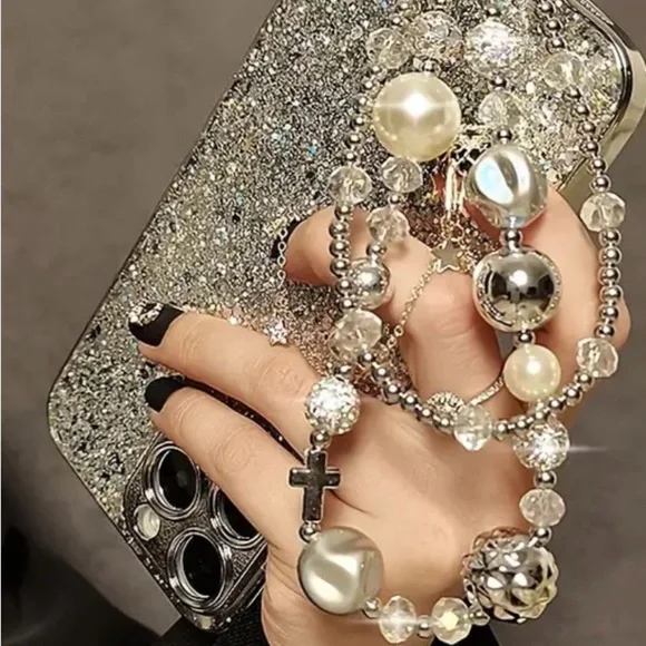 💍💍💍3 for 12$💍💍💍Cell Phone Wristlet - Picture 7 of 7